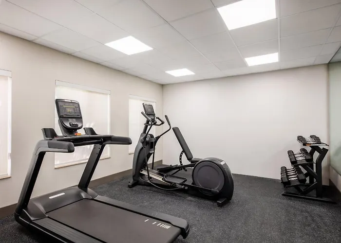 Holiday Inn Express Turlock By Ihg