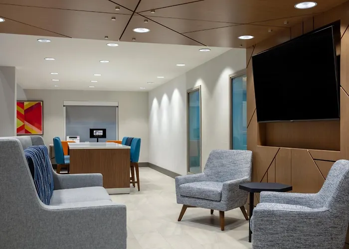 Holiday Inn Express Turlock By Ihg