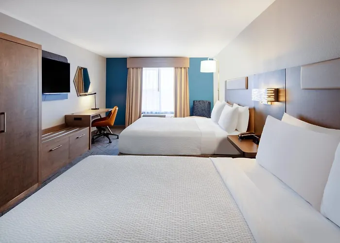 Holiday Inn Express Turlock By Ihg