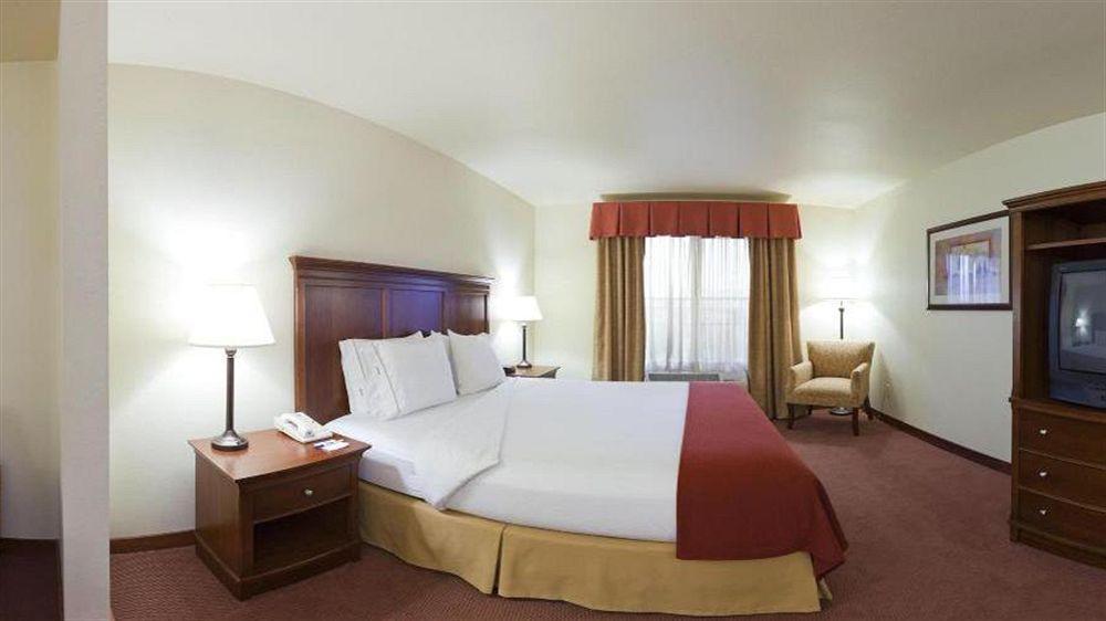Express By Ihg Turlock