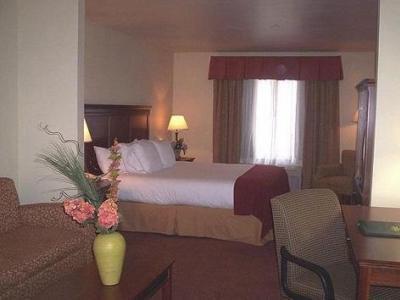 Express By Ihg 3*