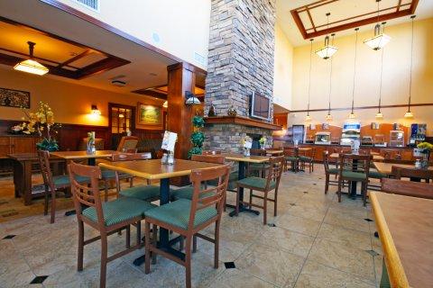 Express By Ihg Hotel Turlock