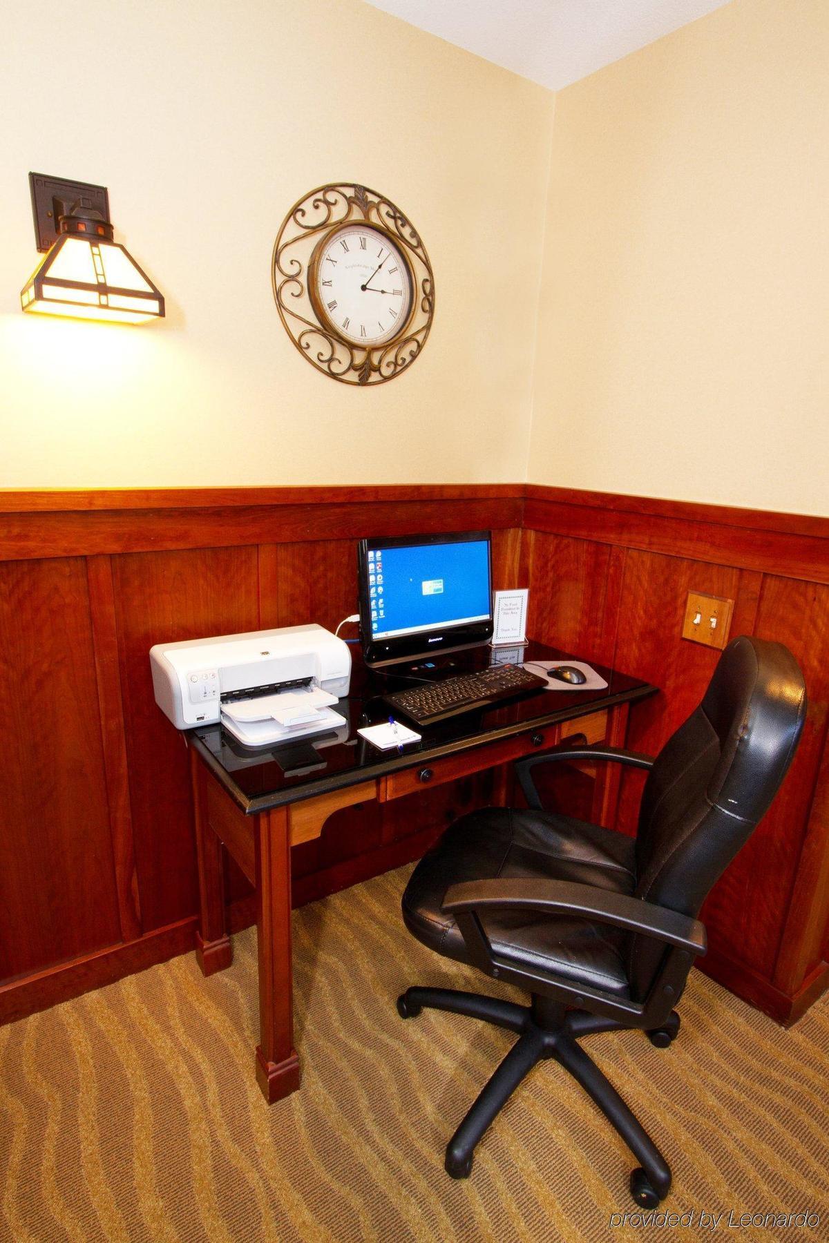 Express By Ihg Hotel Turlock