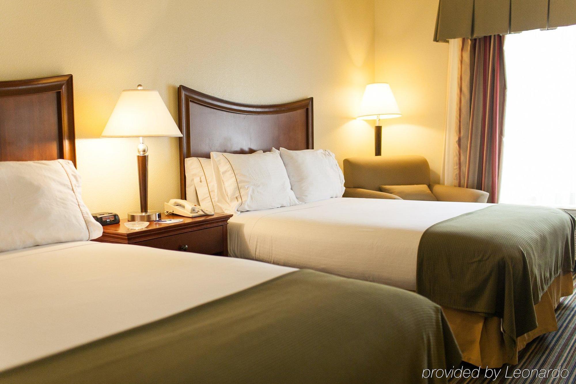 Express By Ihg Hotel
